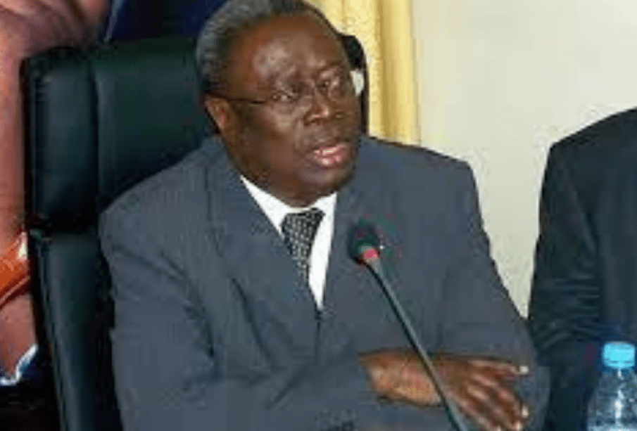 MINISTRE D’ETAT ROBERT SAGNA PAR AILLEURS PRESIDENT DU GROUPE DE REFLEXION POUR LA PAIX EN CASAMANCE (GRPC) : « Le départ de Macky Sall peut impacter positivement ou négativement sur la Paix en Casamance. Tout dépend des initiatives que prendra ou ne prendra pas son successeur »